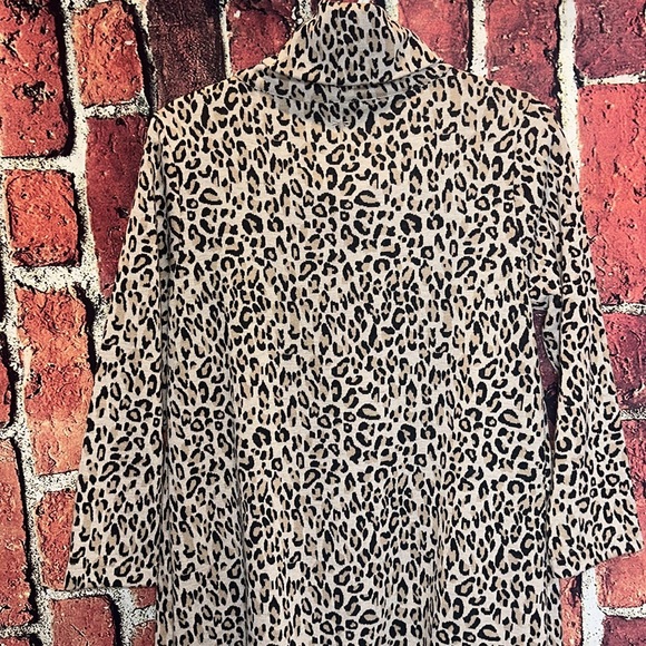 Tyler Boe KIM Cheetah Leopard Animal Print Cowl Neck Dress Small - Picture 9 of 11